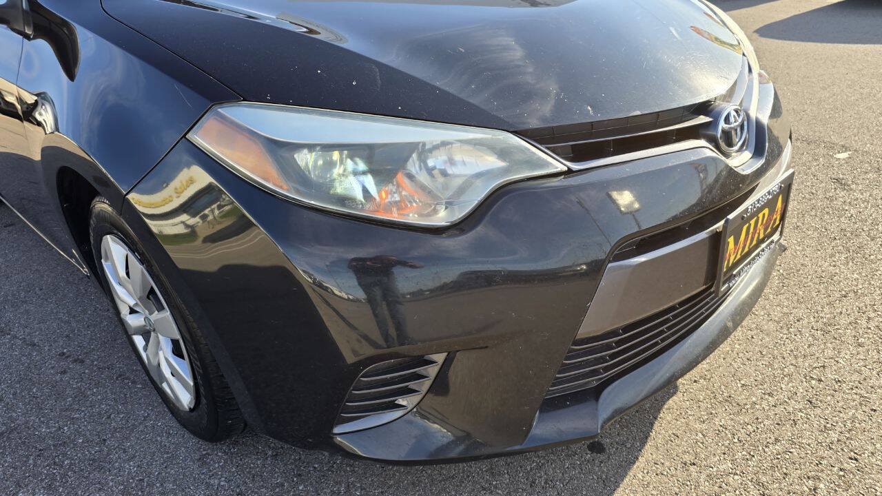 Used 2015 Toyota Corolla LE FWD image 33