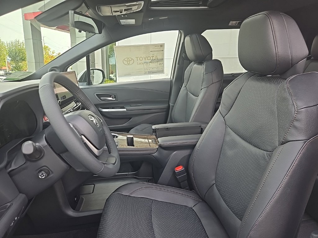 New 2026 Toyota Sienna Platinum AWD/4WD image 12