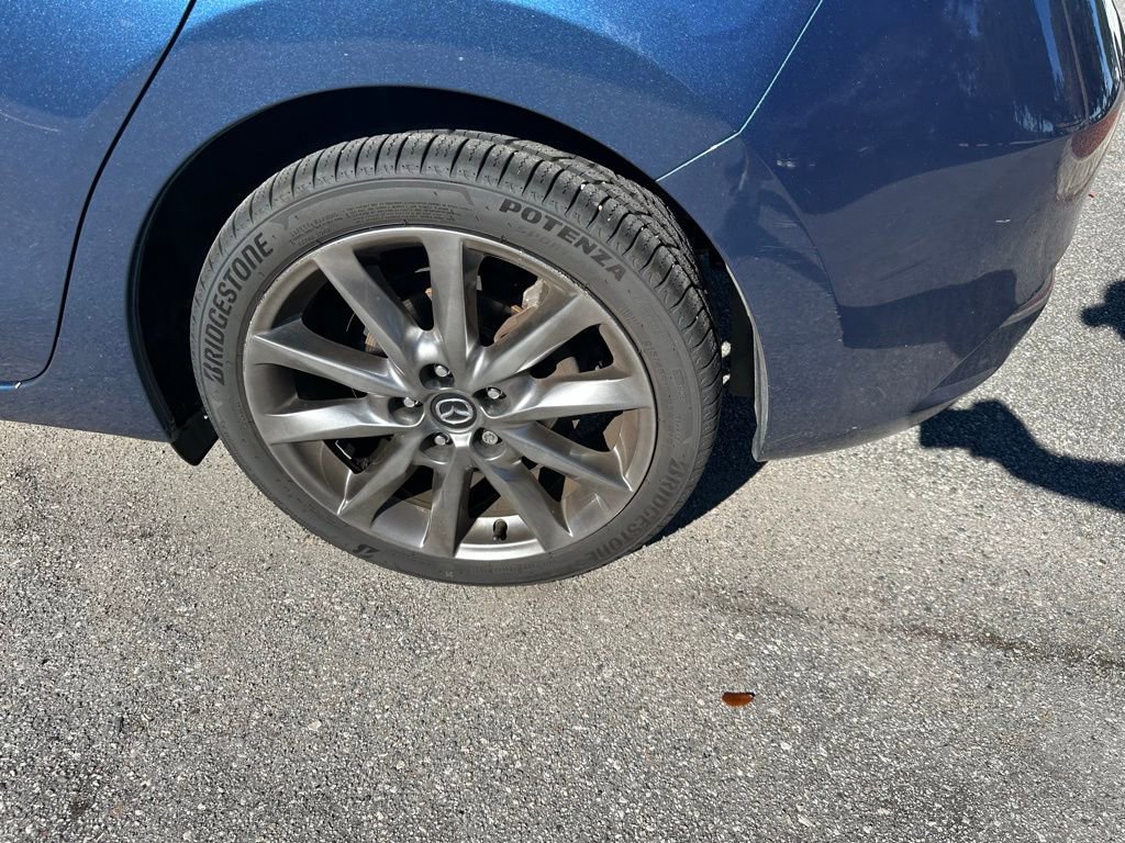 Used 2018 MAZDA MAZDA3 Grand Touring w/ Premium Equipment Package image 9