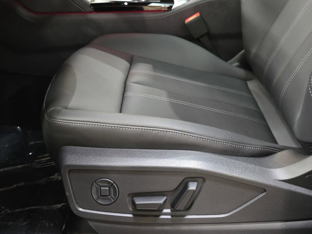 New 2026 Audi Q5 Premium Plus image 17