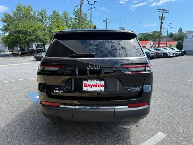 Used 2023 Jeep Grand Cherokee L Limited AWD/4WD image 10