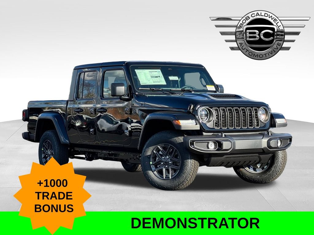 New 2026 Jeep Gladiator Sport AWD/4WD image 1