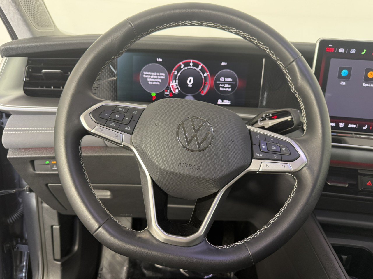 Used 2026 Volkswagen Tiguan SE FWD image 20