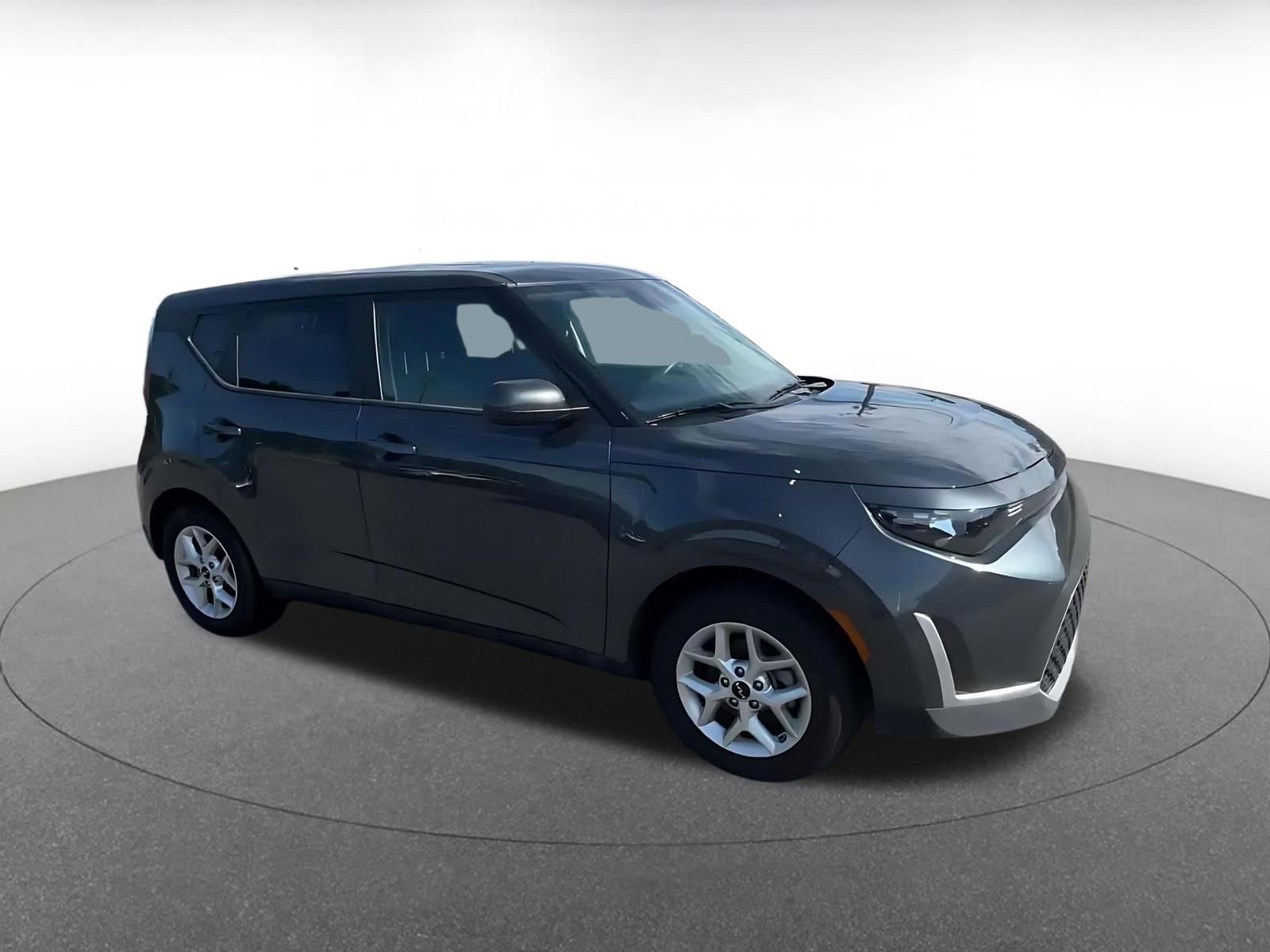 Used 2025 Kia Soul LX w/ LX Technology Package FWD video 2