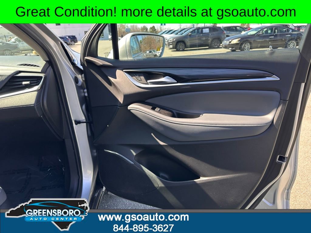 Used 2019 Buick Enclave Essence image 19