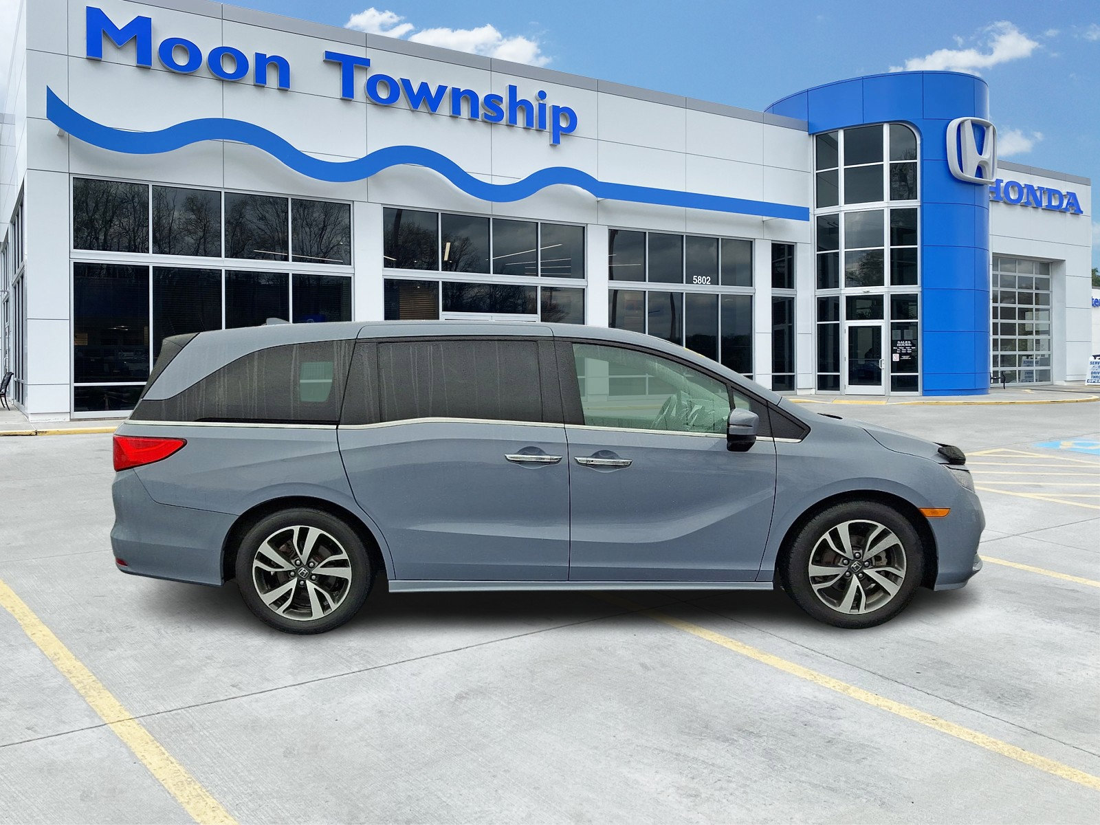 Used 2023 Honda Odyssey Touring image 7