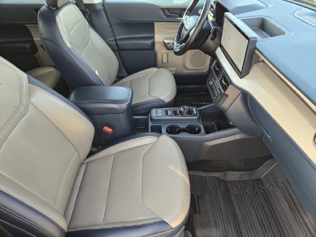 Certified 2025 Ford Maverick Lariat w/ 4K Tow Package AWD/4WD image 13