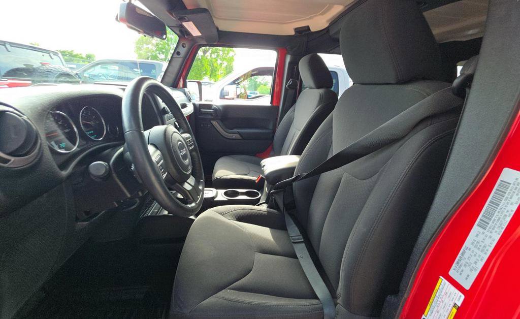 Used 2015 Jeep Wrangler Unlimited Sport w/ Quick Order Package 24S AWD/4WD image 12