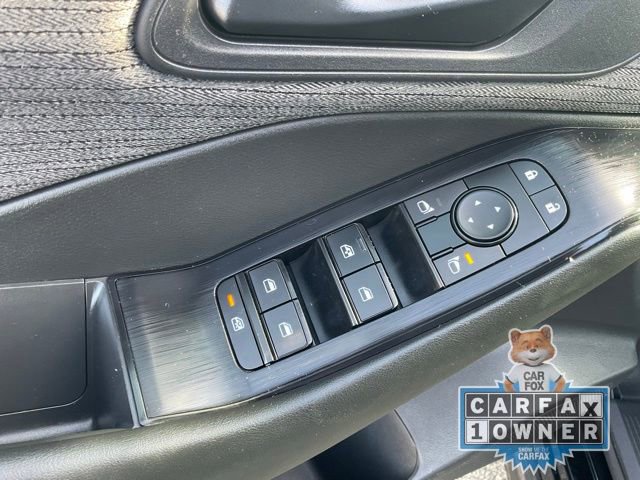 Used 2023 Nissan Rogue S image 11