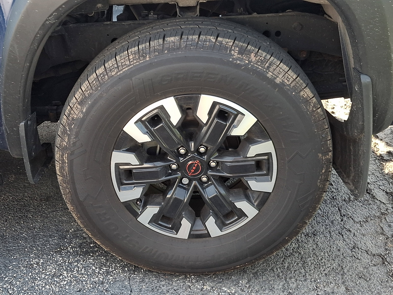 Used 2022 Nissan Frontier PRO-4X w/ Off-Road Protection Package AWD/4WD image 5