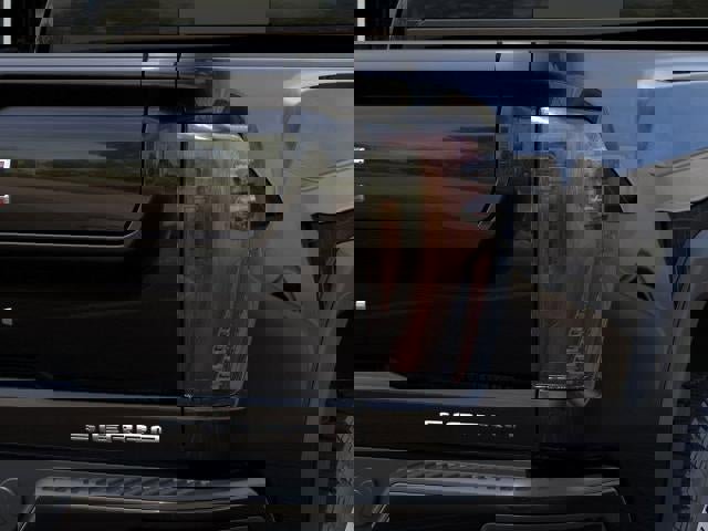 New 2026 GMC Sierra 2500 Denali w/ Denali Reserve Package image 11