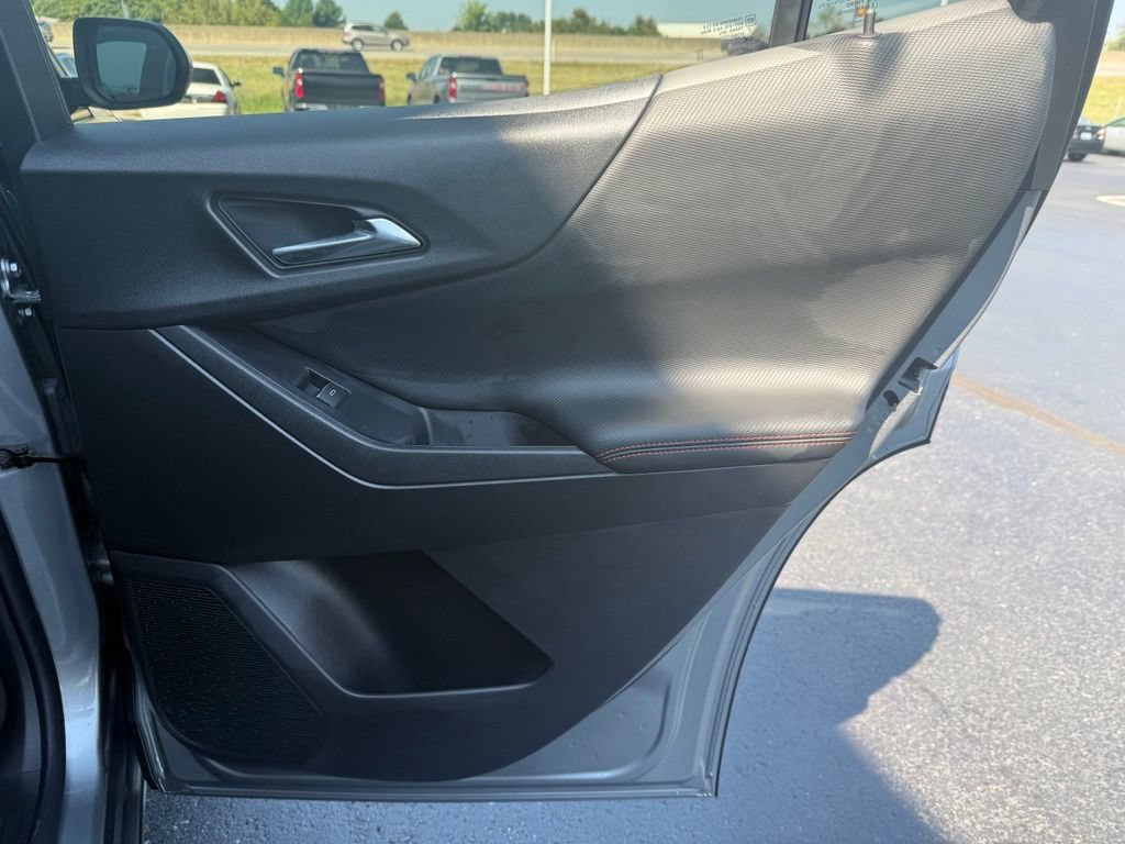 New 2027 Chevrolet Equinox RS w/ Convenience Package III FWD image 16