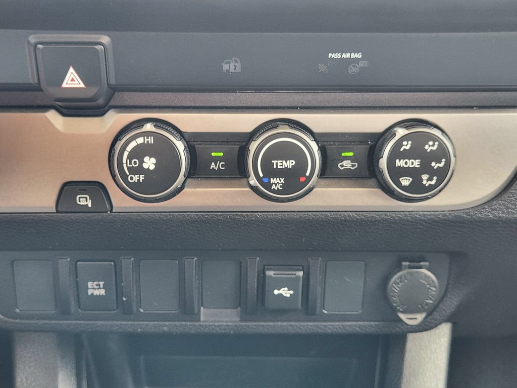 Used 2022 Toyota Tacoma SR RWD image 20