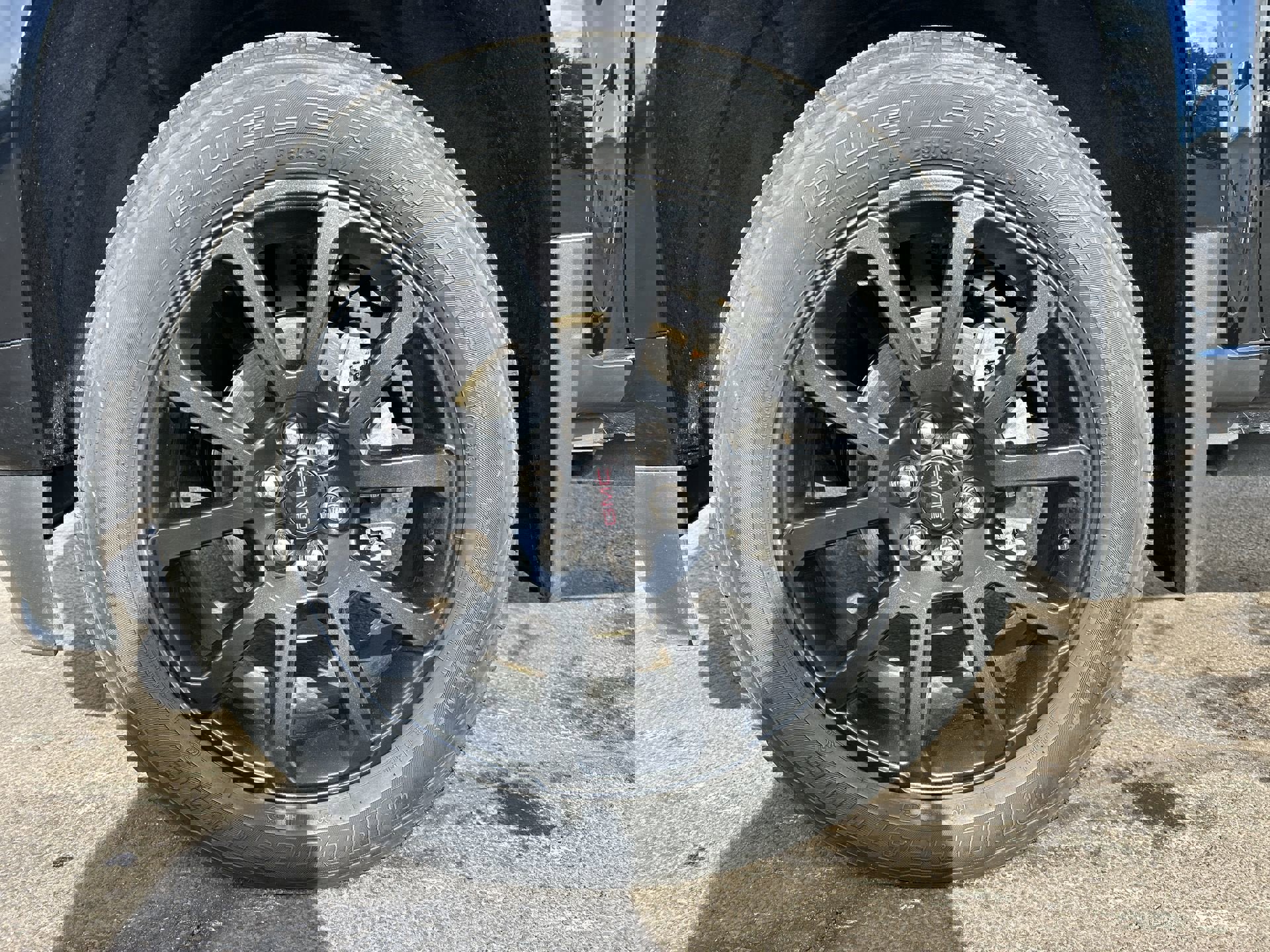 Used 2022 GMC Canyon Denali w/ Denali Black Edition Package image 27