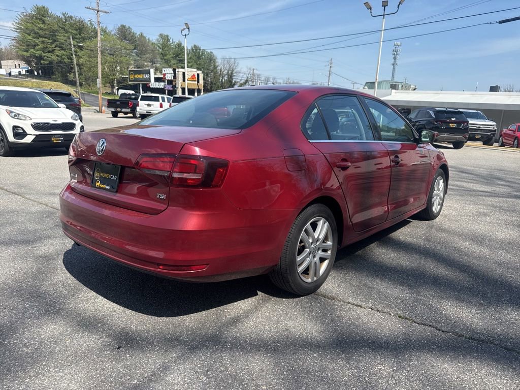 Used 2017 Volkswagen Jetta S image 4