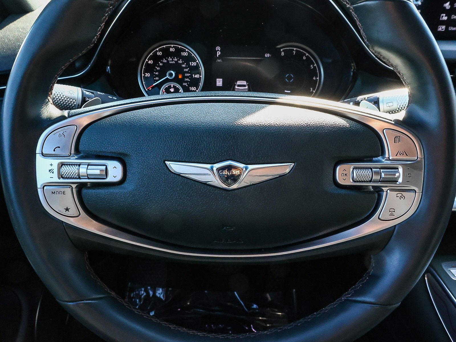 Used 2023 Genesis GV70 2.5T w/ Advanced Package image 25