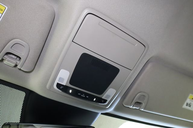 Used 2025 Honda Pilot EX-L image 27