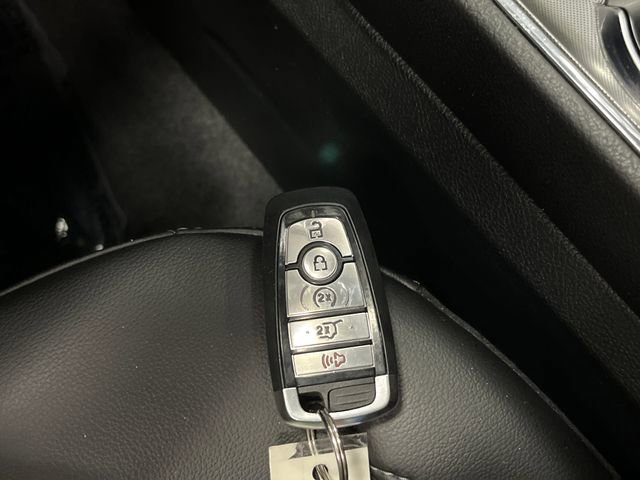 Used 2022 Ford Edge SEL w/ Convenience Package image 30