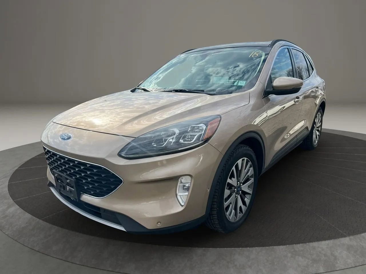 Used 2020 Ford Escape Titanium w/ Titanium Premium Package 2.0