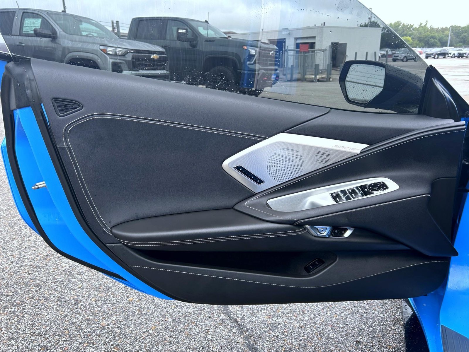 Used 2023 Chevrolet Corvette Stingray Preferred Conv w/ Z51 Performance Package RWD image 9