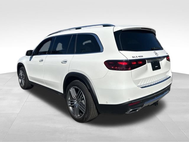 Used 2025 Mercedes-Benz GLS 450 4MATIC image 4