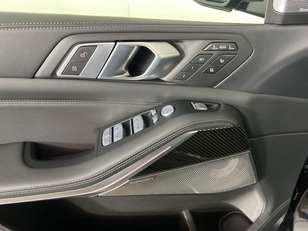 Certified 2023 BMW X7 M60i w/ Executive Package image 19