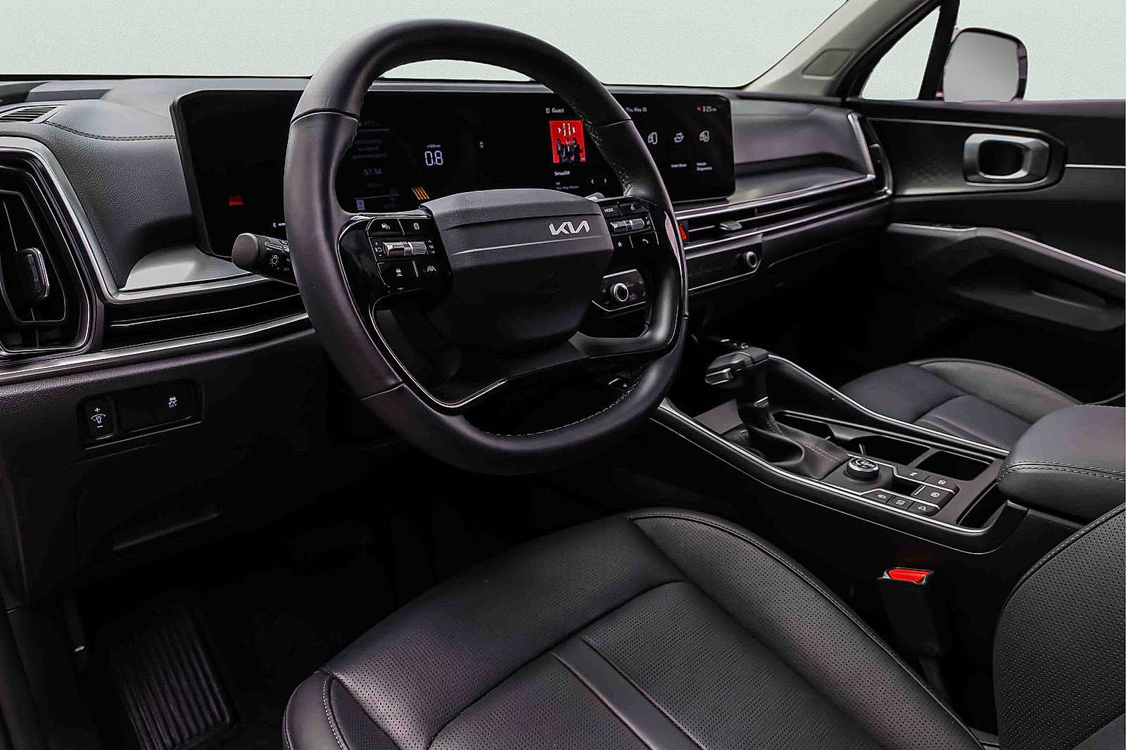 Certified 2026 Kia Sorento S w/ S Panoramic Sunroof Package FWD image 7