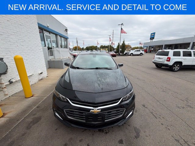 Used 2016 Chevrolet Malibu LT FWD image 3