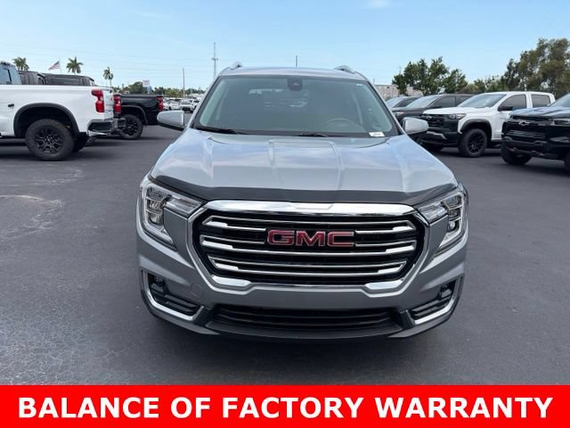 Used 2024 GMC Terrain SLT AWD/4WD image 2