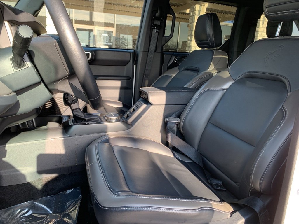 Used 2025 Ford Bronco Outer Banks image 10