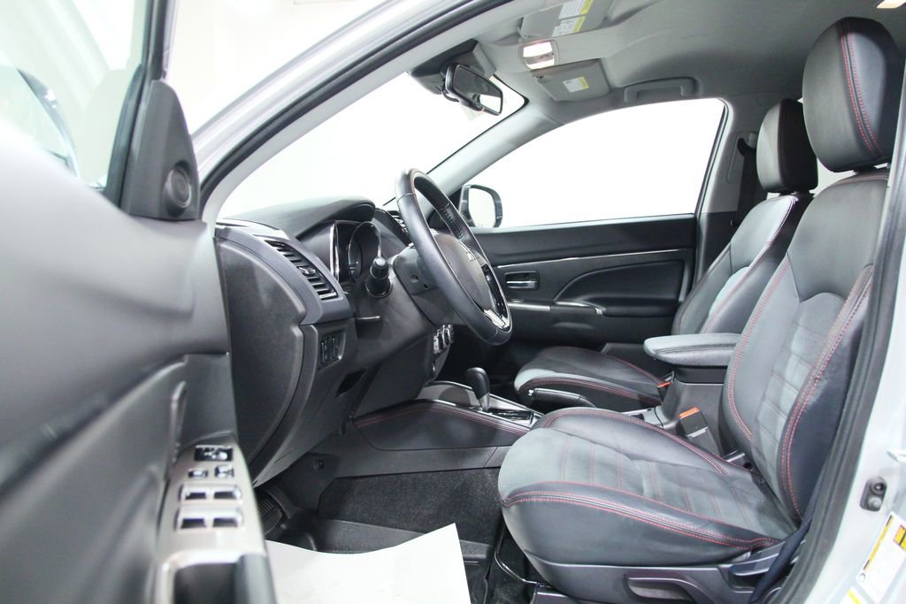 Used 2022 Mitsubishi Outlander Sport SE AWD/4WD image 4