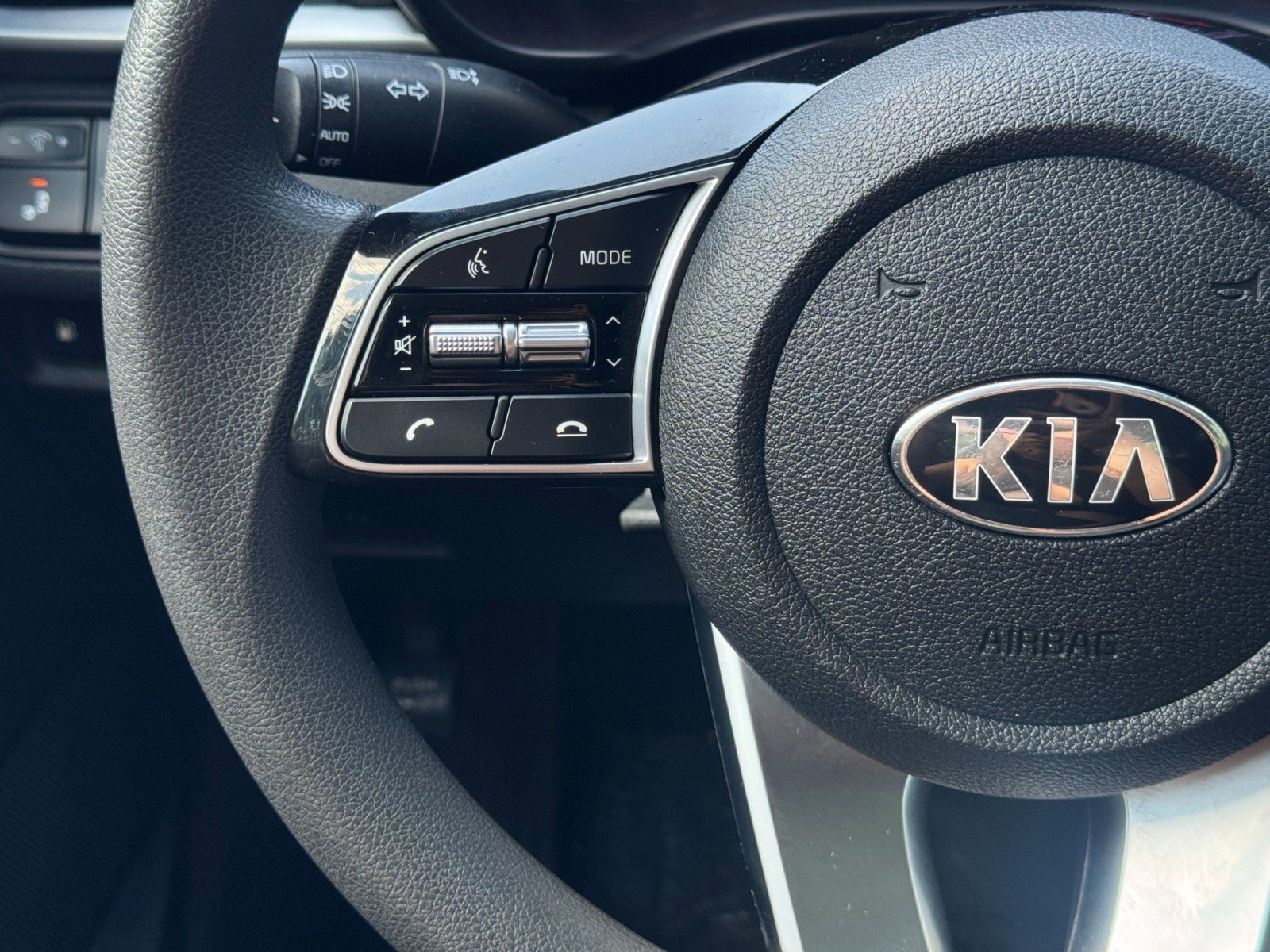 Used 2020 Kia Optima LX FWD image 19