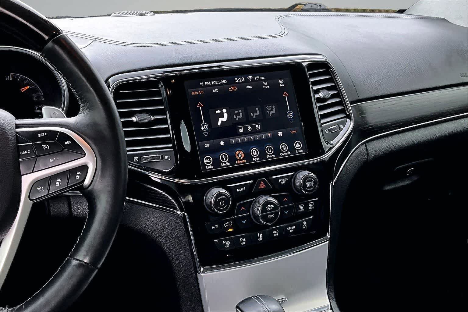 Used 2019 Jeep Grand Cherokee Summit AWD/4WD image 16