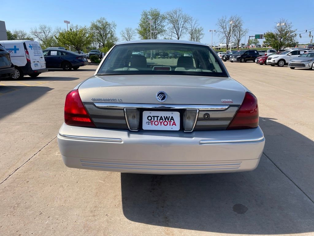 Used 2010 Mercury Grand Marquis LS RWD image 6
