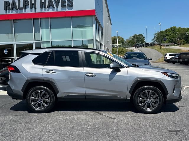 Used 2025 Toyota RAV4 XLE Premium w/ Weather Package AWD/4WD image 2