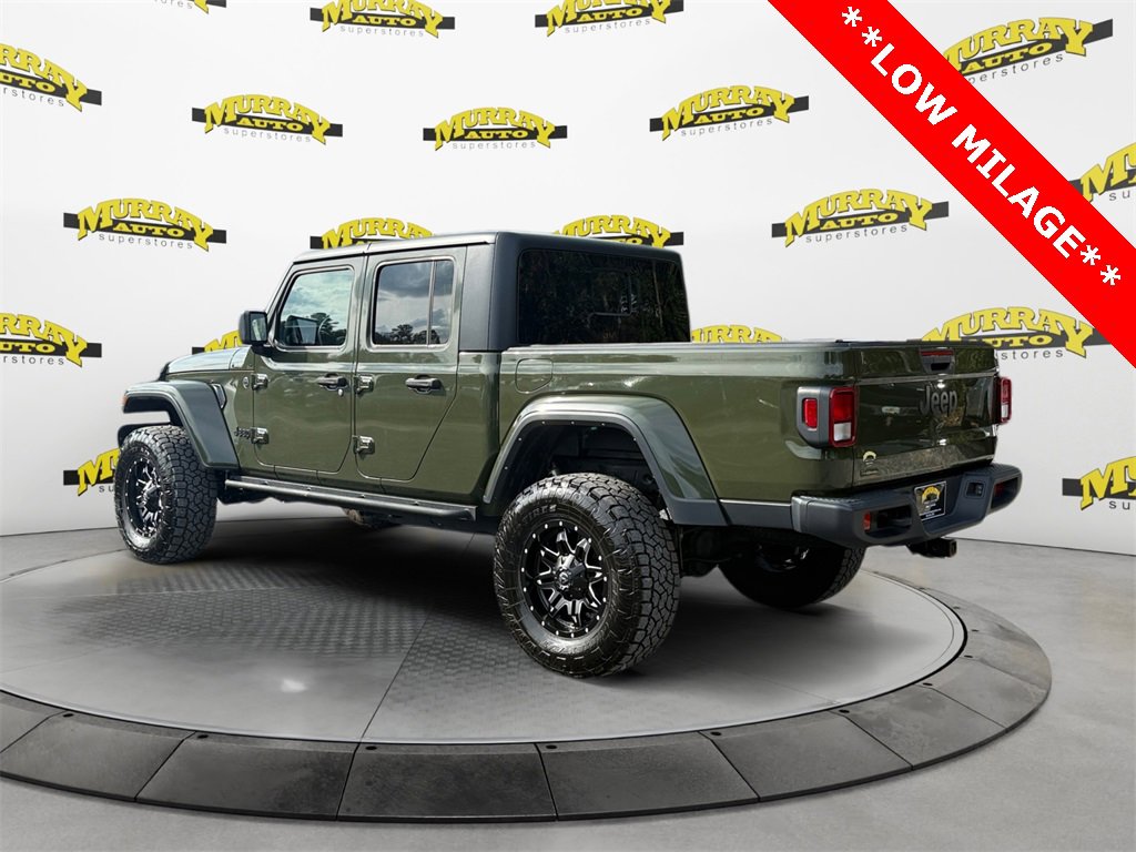 Used 2022 Jeep Gladiator Sport image 3