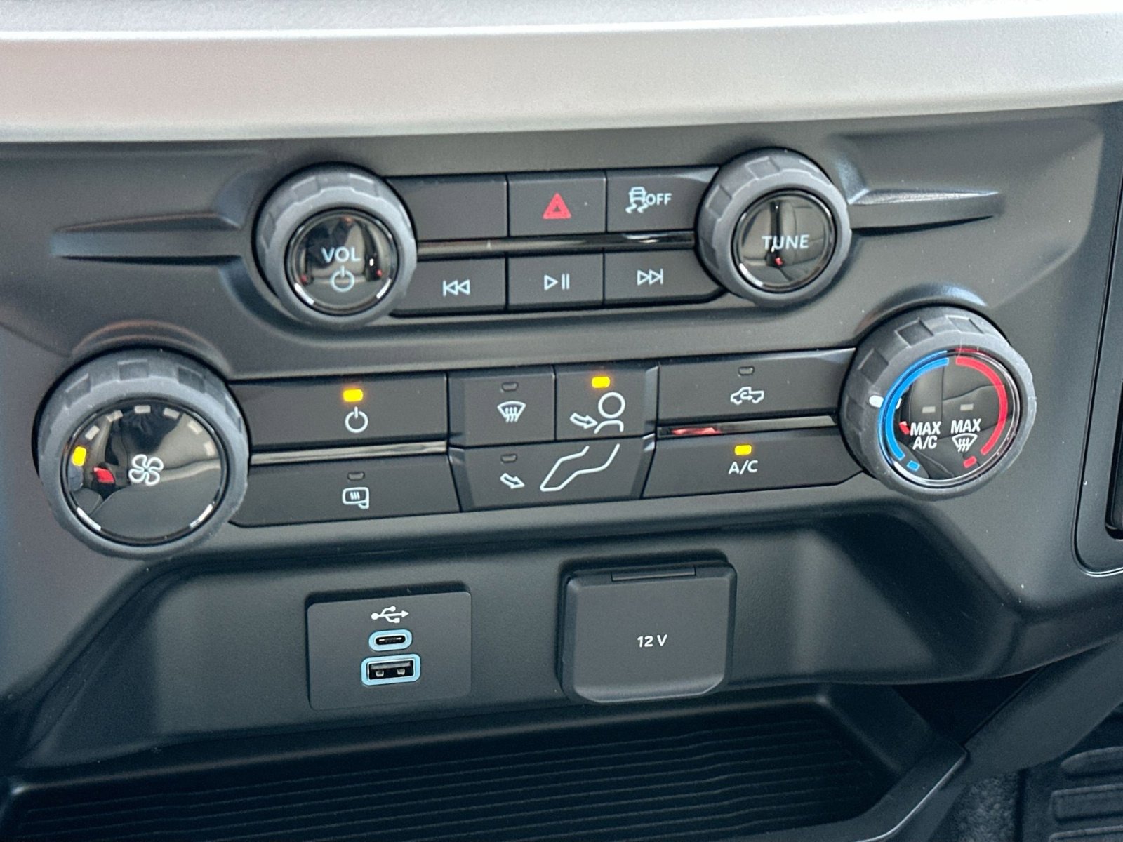 New 2026 Ford F350 XL w/ XL Chrome Package image 25