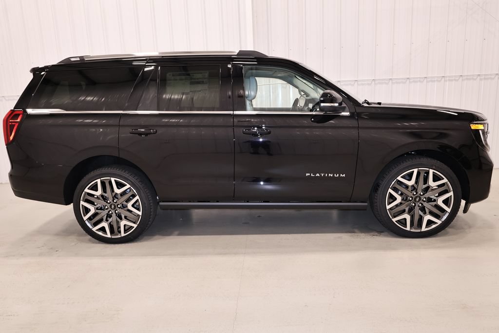 New 2026 Ford Expedition Platinum w/ Platinum Ultimate Package AWD/4WD image 2
