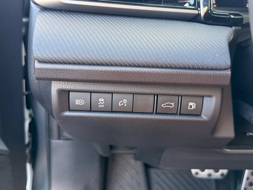Certified 2025 Toyota Camry SE w/ Convenience Package FWD image 28