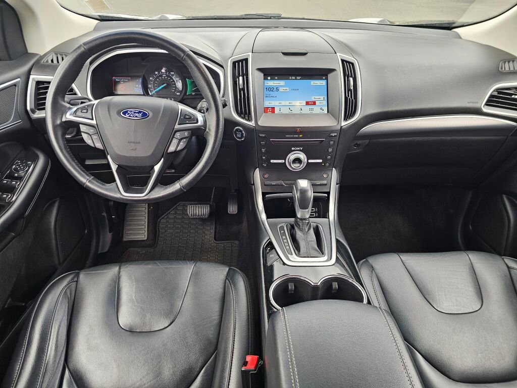 Used 2017 Ford Edge Titanium w/ Technology Package image 22