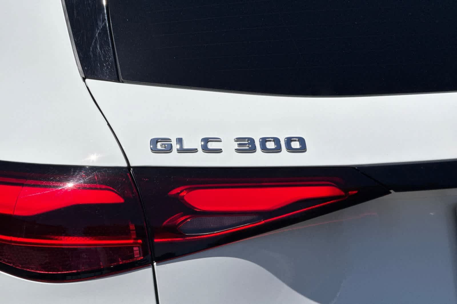Certified 2026 Mercedes-Benz GLC 300 image 27