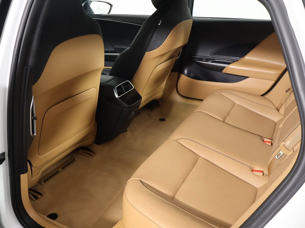 Used 2024 Lucid Air Touring AWD/4WD image 31