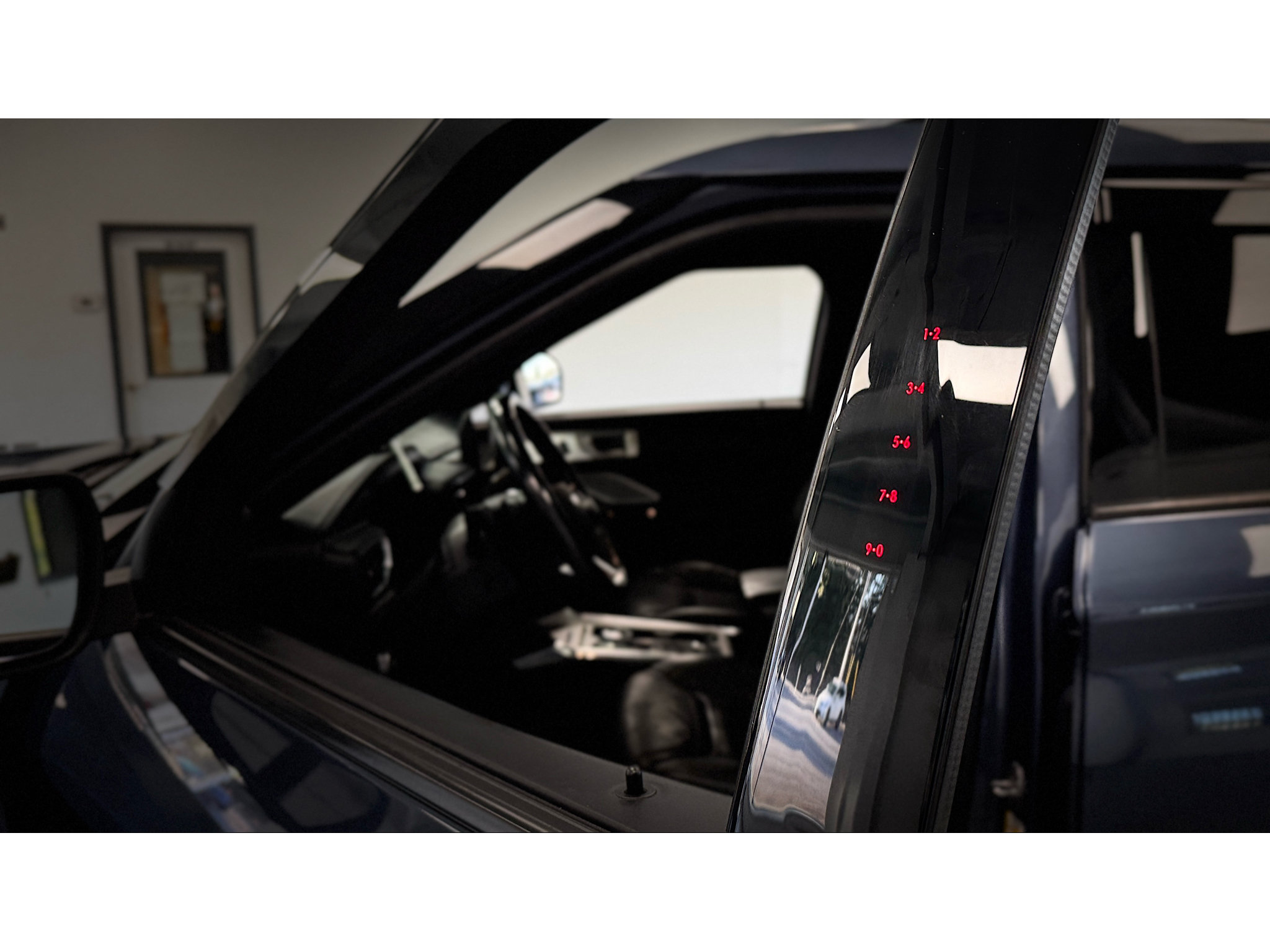 Used 2021 Ford Explorer Platinum w/ Equipment Group 601A AWD/4WD image 15