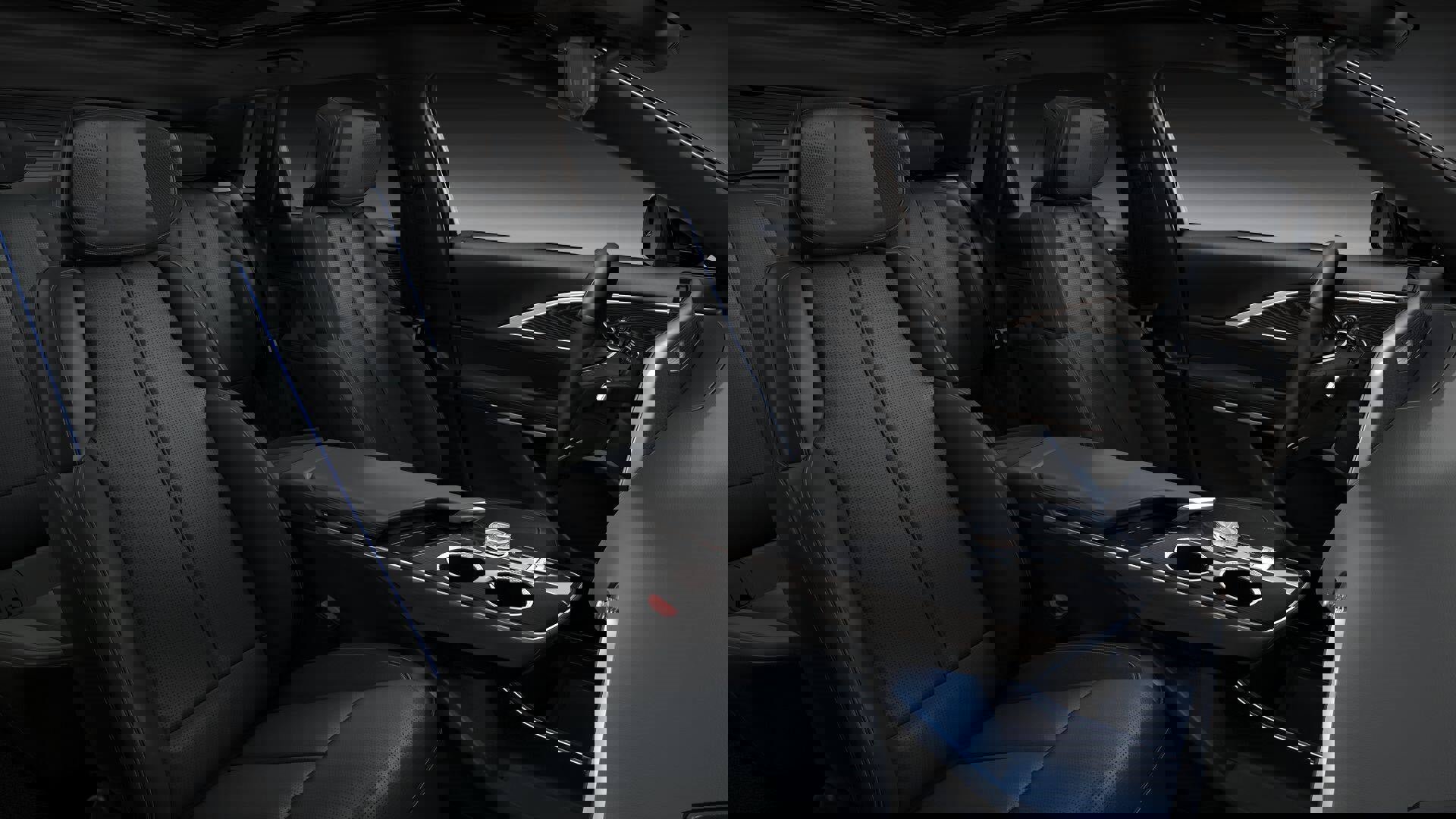 New 2024 Cadillac Lyriq Luxury w/ LPO, Floor Liner Package image 29