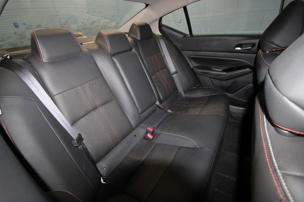 Used 2023 Nissan Altima 2.5 SR w/ SR Premium Package image 24