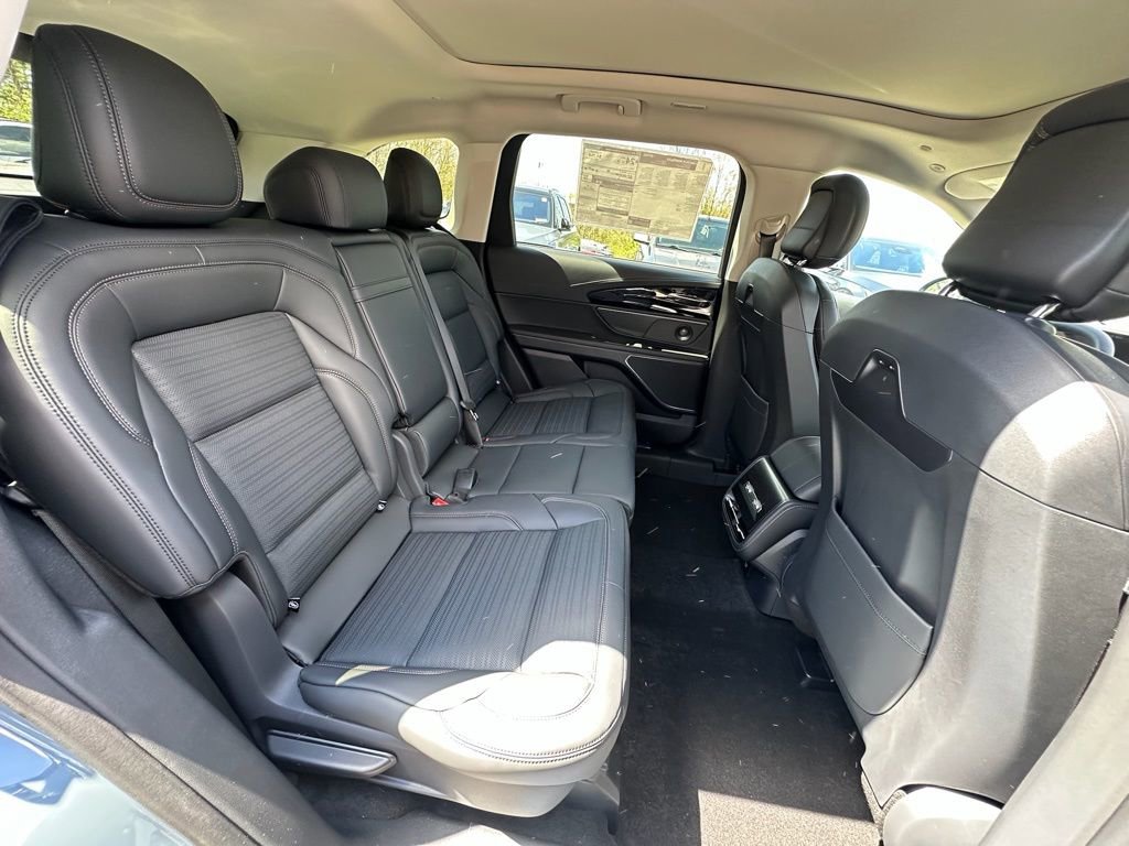 New 2026 Lincoln Nautilus Reserve w/ Jet Appearance Package AWD/4WD image 25