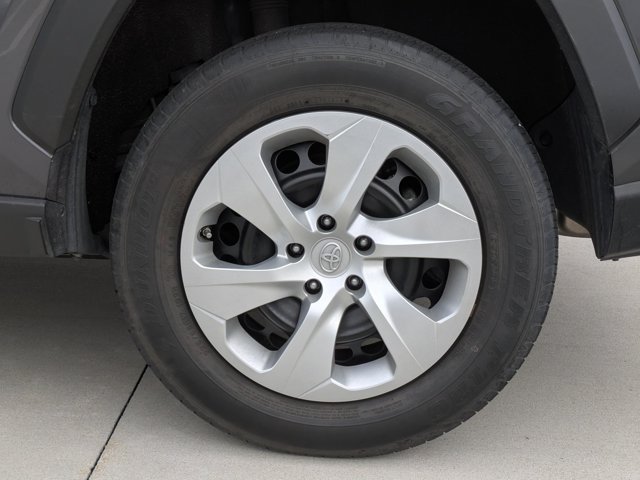 Used 2019 Toyota RAV4 LE w/ All Weather Liner Package AWD/4WD image 9