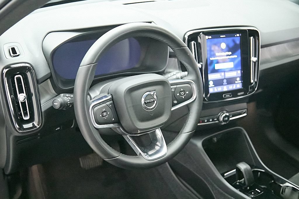 Certified 2023 Volvo XC40 Recharge Plus w/ Protection Package Premier AWD/4WD image 13