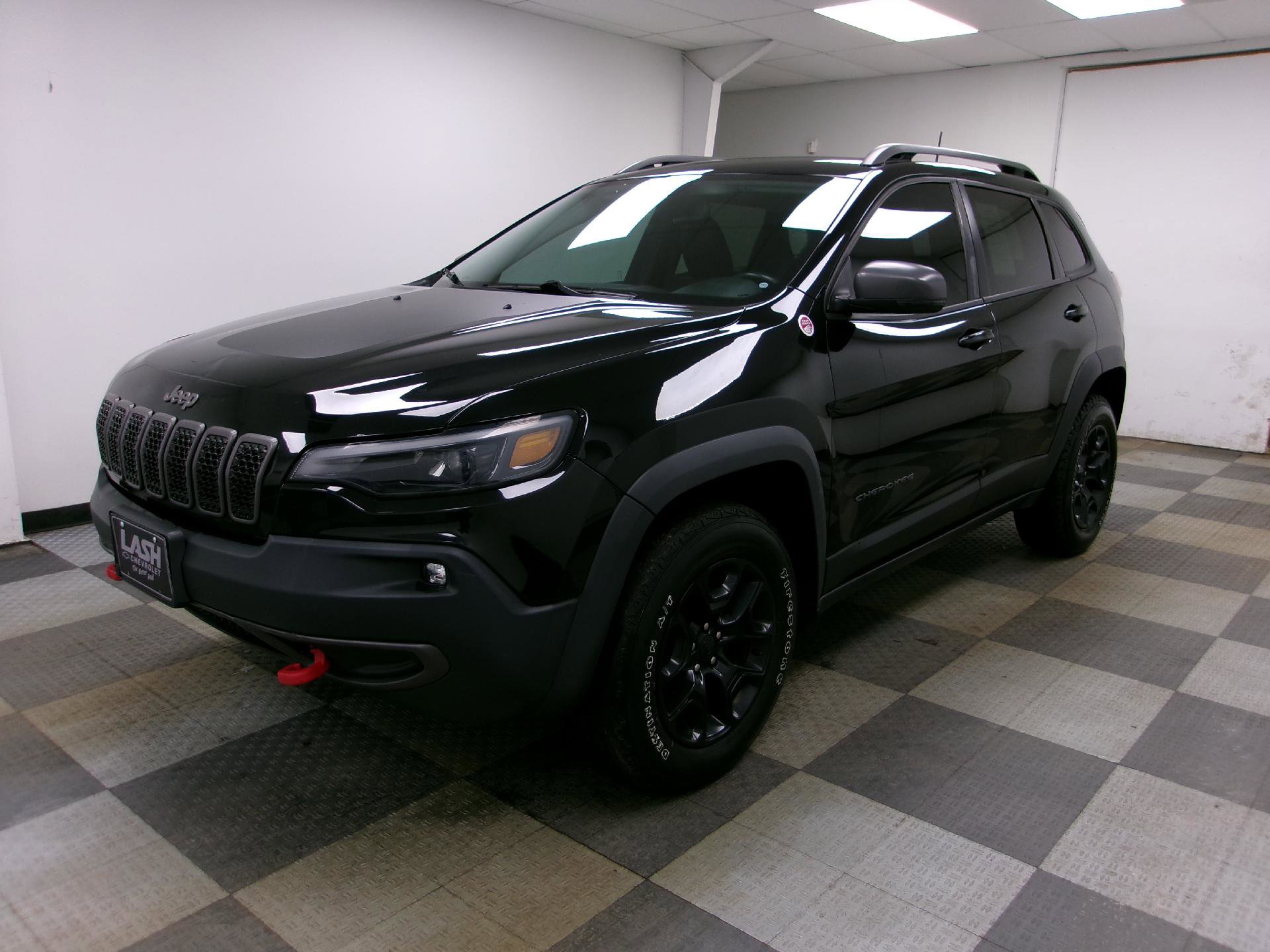 Used 2019 Jeep Cherokee Trailhawk w/ Cold Weather Group