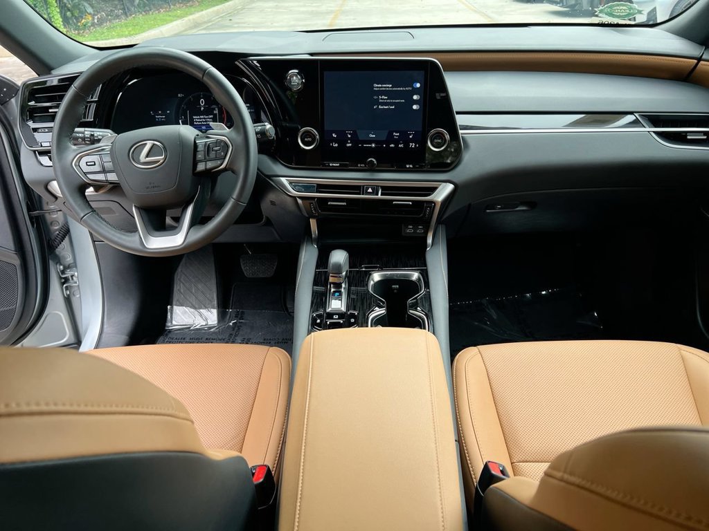 Certified 2025 Lexus RX 350 FWD image 19